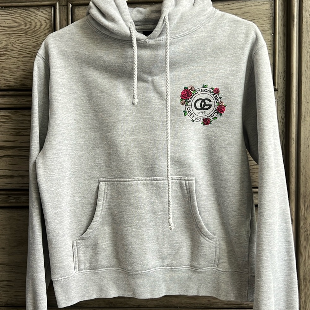 Women’s Obey pullover hoodie